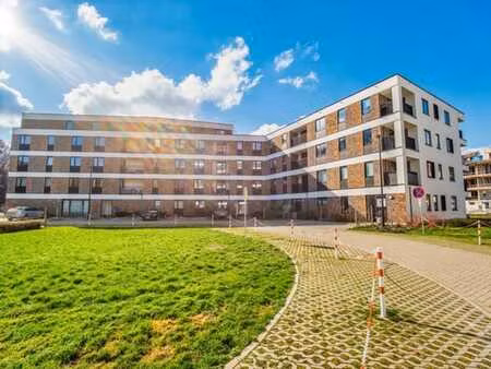 bel appartement 3ch/1sdb dans un environnement verdoyant