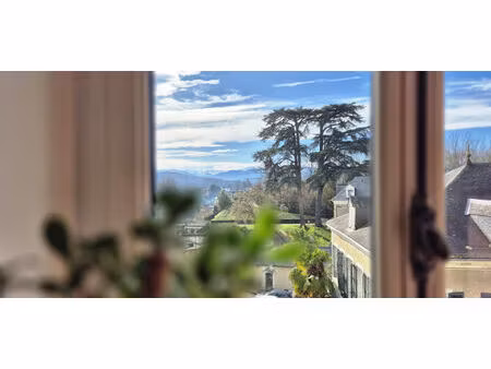 pau - appartement t3 - 91.90 m² - vue pyrénées et château