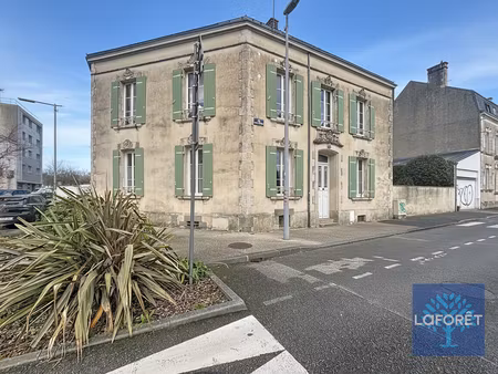 élégante maison bourgeoise de 185 m² ? quartier prisé de la gare ? la roche-sur-yon