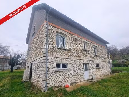 a saisir  idéal pour investisseurs et / ou résidence principale  grande maison de 95 m2 ha