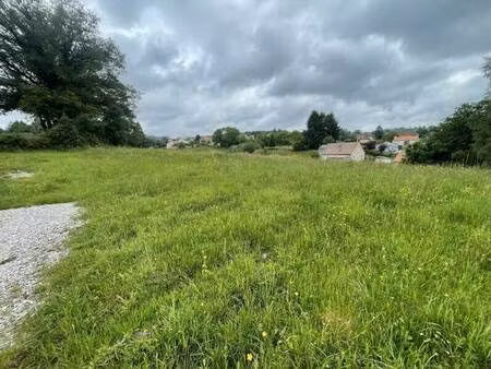 terrain constructible viabilisé à vendre