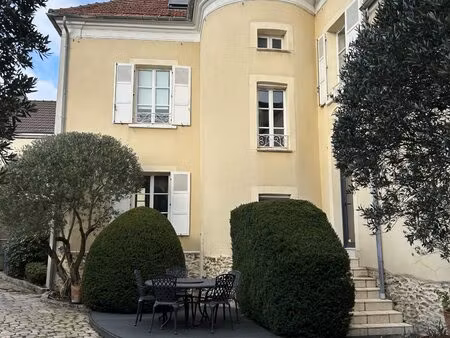 maison de 247 ² + maison loué de 108 m² à deuil la barre