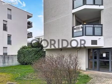 appartement 3 pièces 64 m²