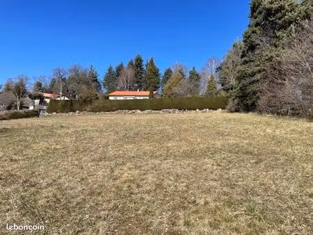 terrain a bâtir 2947 m² craponne sur arzon