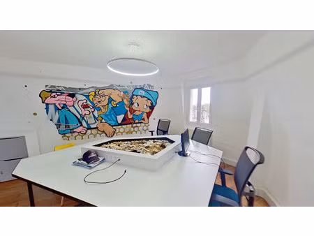 local commercial 135 m2