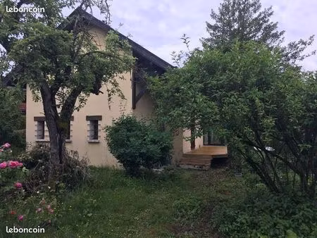 maison de ville à louer