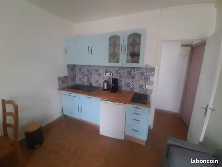 t2 30m² avec terrasse - quartier du puy