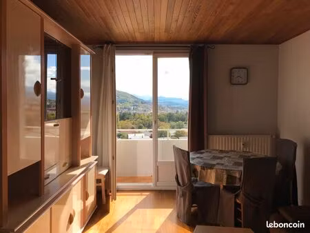 f3 meuble ou semi meuble  balcon  cave