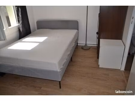 studio carré d'or marseille 13008