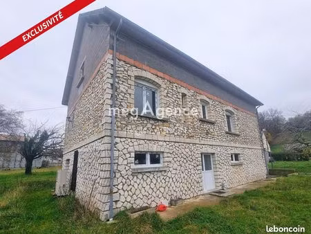 propriété 4 pièces 95 m²
