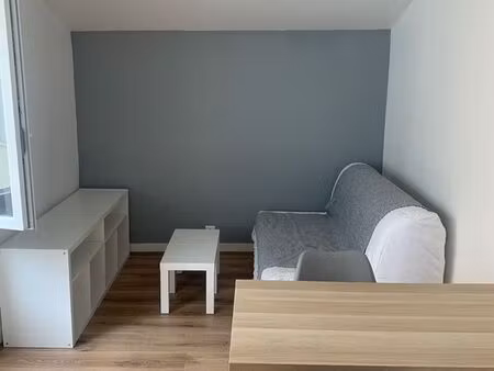 location t2 meublé - 28m2 - blois centre