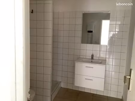 location t2 centre tulette