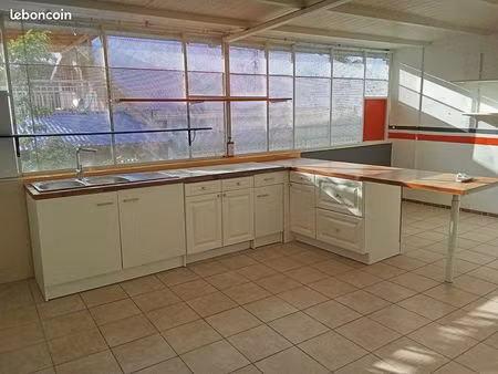 location t4 non meublé 750 hc– 80 m² – disponible immédiatement