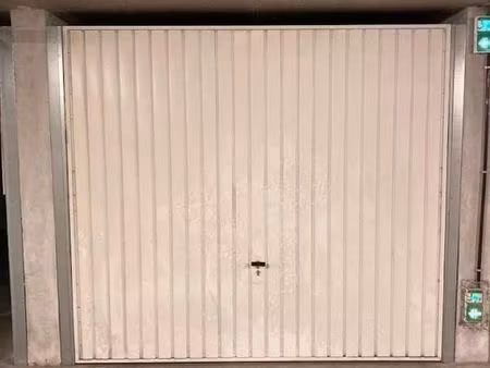 garage fermé lyon