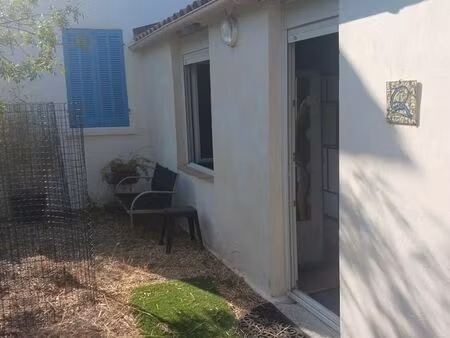 t2 meublé à la garde