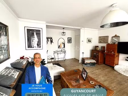 appartement de 81 72 m² à guyancourt