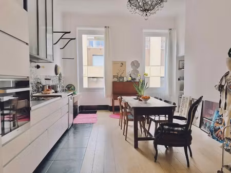 appartement 3 pièces - 104 m²