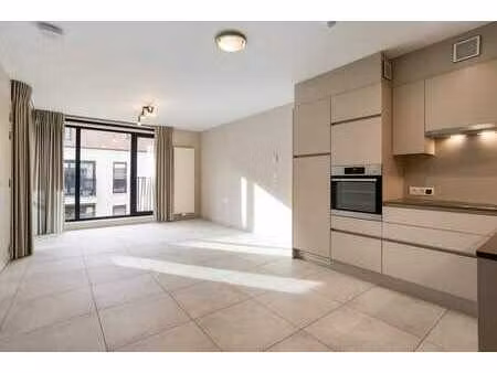 moderne assistentieflat met 1 slpk en zuidwest gericht te...