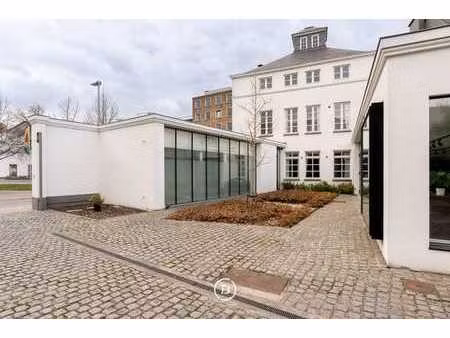 majestueuse maison de maître