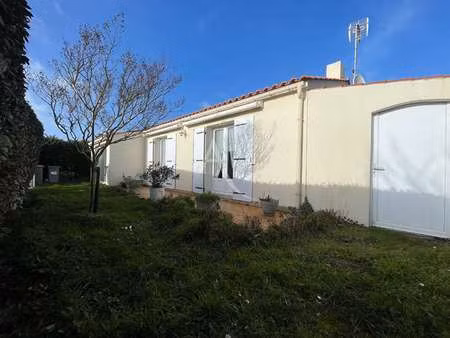 vente maison à saint-gilles-croix-de-vie (85800) : à vendre / 77m² saint-gilles-croix-de-v