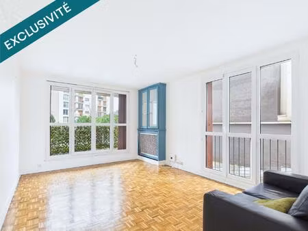 t3 avec balcon  box et cave proche métro villejuif