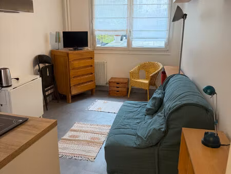 location appartement 1 pièce  17.09m²  paris 12