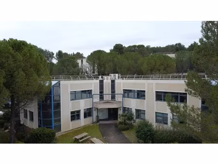 location-bureaux-aix-en-provence-159m²