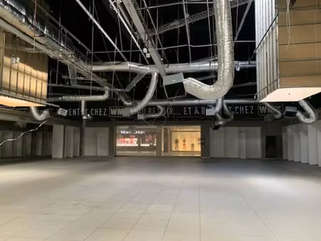 local commercial a louer