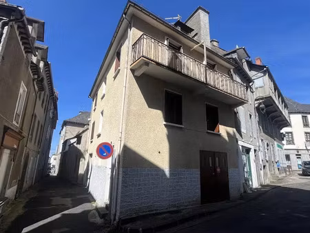 vente maison 5 pièces 93 m² à mauriac (15200)  43 600 €