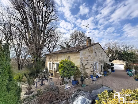 belle maison en pierre et dependances