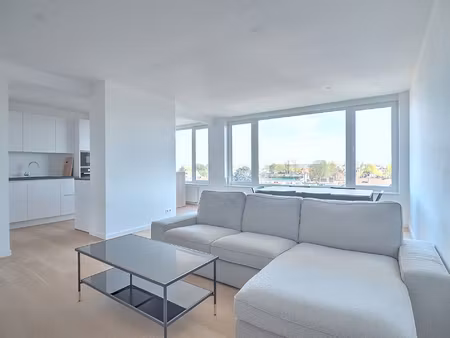 appartement te huur in oudergem met 2 slaapkamers