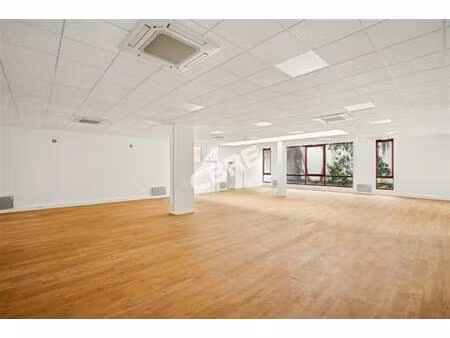 location bureau paris 14ème (75014) 734 m²