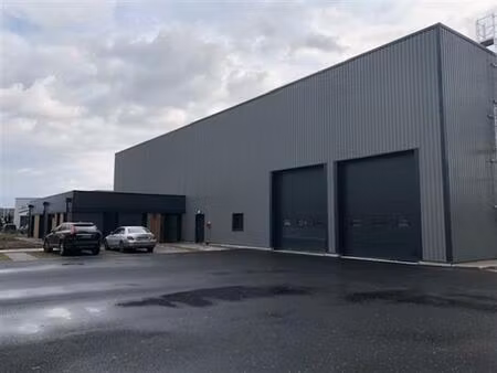 location local d'activités carvin 1 850 m²