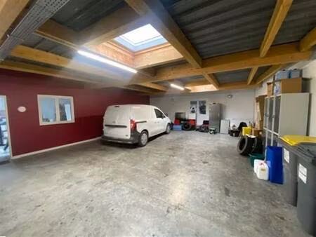 vente local d'activités marquette lez lille 154 m²