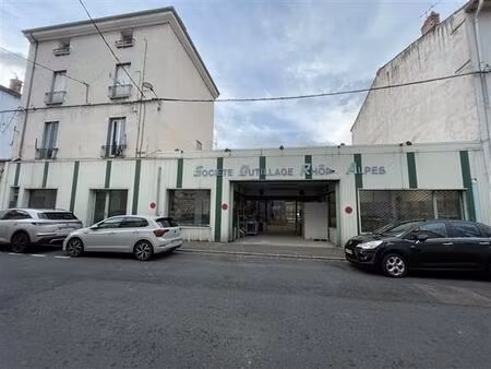 vente local d'activités givors 431 m²