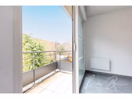 alouette - apt 3p / 54 m² avec balcon et parking