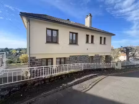 vente maison 6 pièces 118.3 m² à mauriac (15200)  88 000 €