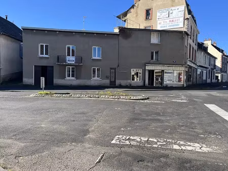 vente maison 9 pièces 127 m² à mauriac (15200)  86 400 €