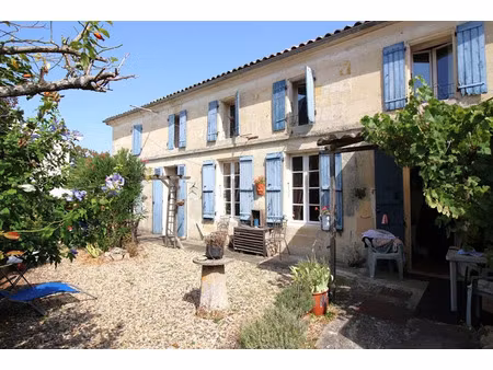 vente maison 6 pièces 165 m² à saint-palais-de-phiolin (17800)  117 000 €