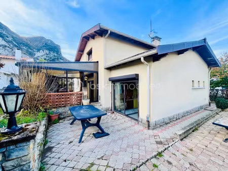 vente maison 6 pièces 140.98 m² à quié (09400)  145 000 €