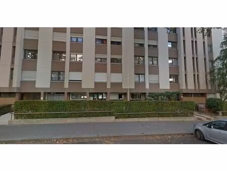 location local professionnel 125m² lyon 6ème