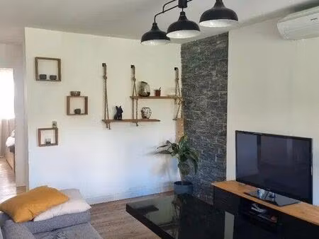 location appartement 3 pièces 60 m² à marseille 8 (13008)