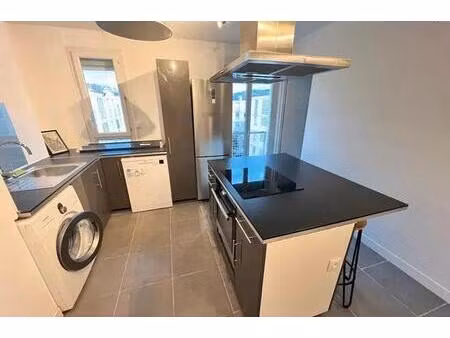 location appartement 1 pièce 9 m² à marseille 9 (13009)