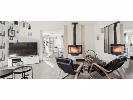 saint aygulf  villa de plain pied  piscine  proche de la mer et des commerces