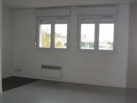 location appartement 1 pièce 24m² talence 33400