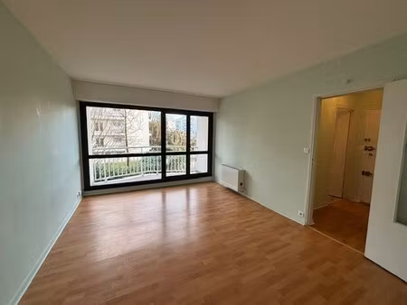location appartement 48m² bordeaux 33200