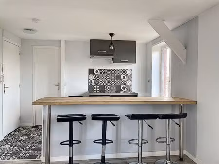 location appartement 1 pièce 32 m² à la ferté-saint-aubin (45240)