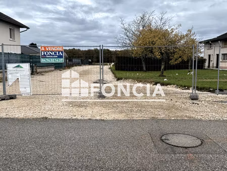 a vendre terrain constructible à viriat ( lotissement )