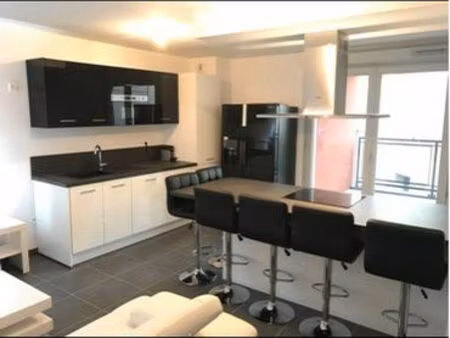 appartement t3 avec terrasse