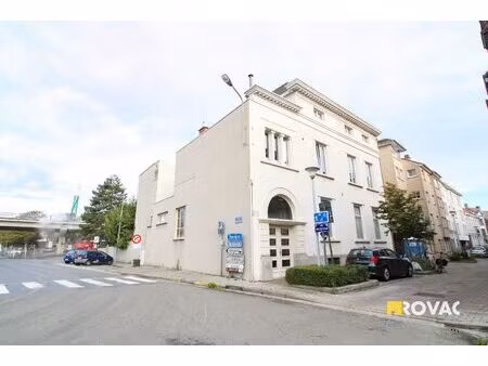 appartement met terras en stadstuin!